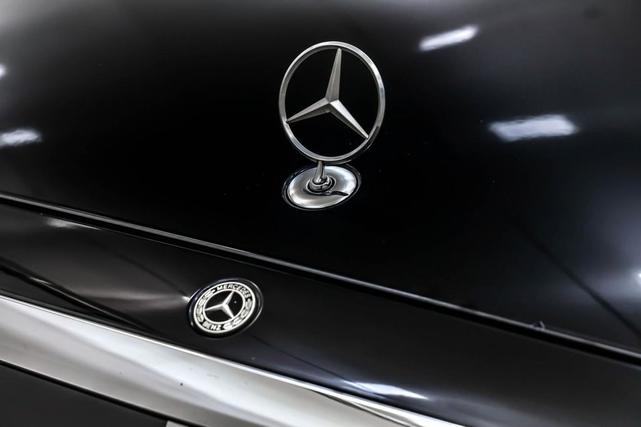 Photo of 2021 Black Mercedes-Benz S-Class