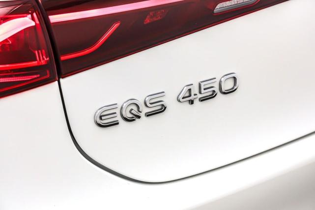 Photo of 2023 Polar White Mercedes-Benz EQS 450