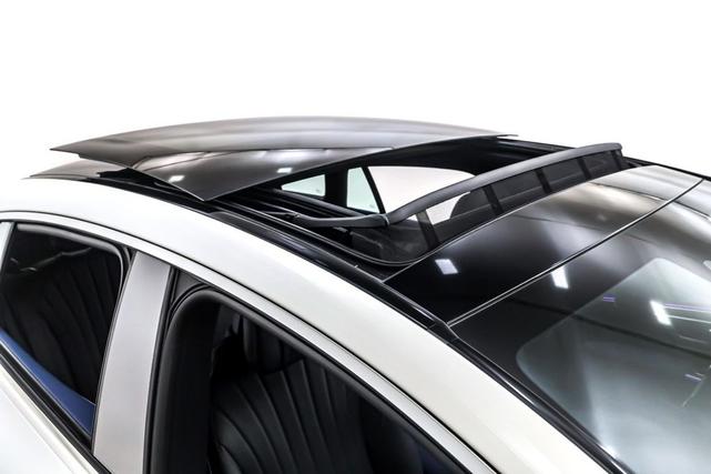 Photo of 2023 Polar White Mercedes-Benz EQS 450