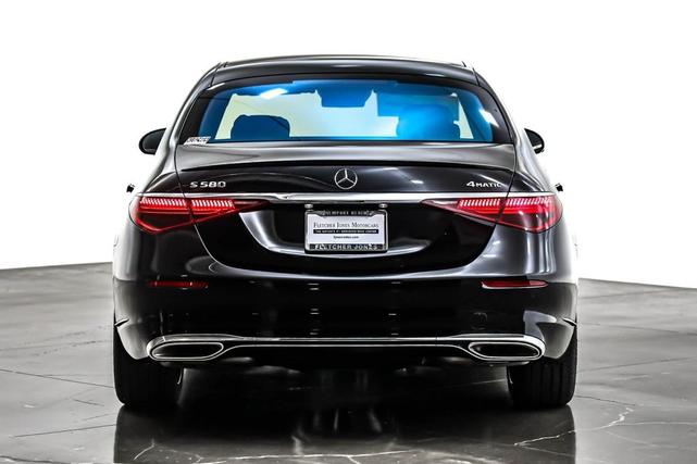 Photo of 2025 Black Mercedes-Benz S-Class
