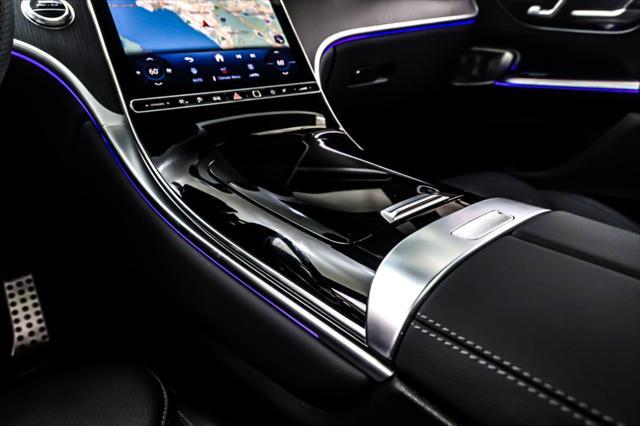 Photo of 2025 Polar White Mercedes-Benz GLC 350e