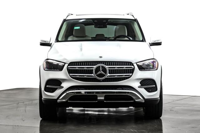 Photo of 2026 Polar White Mercedes-Benz GLE 450e