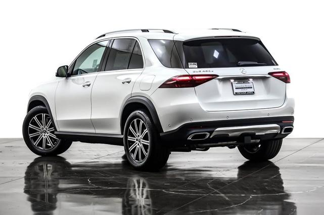 Photo of 2026 Polar White Mercedes-Benz GLE 450e