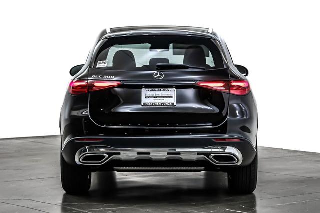 Photo of 2025 Black Mercedes-Benz GLC 300