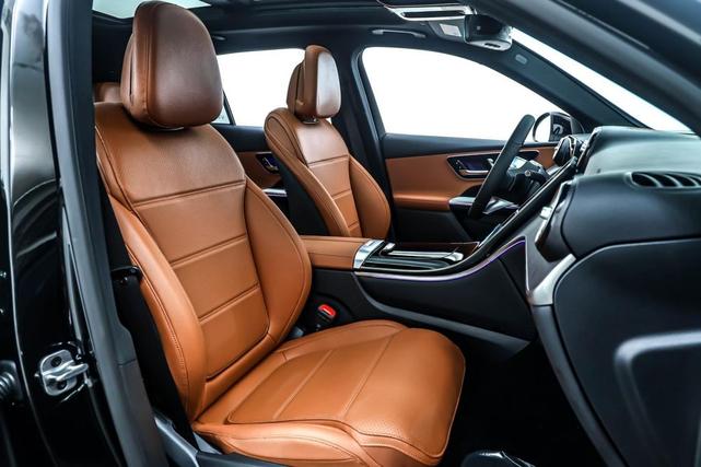 Photo of 2025 Black Mercedes-Benz GLC 300