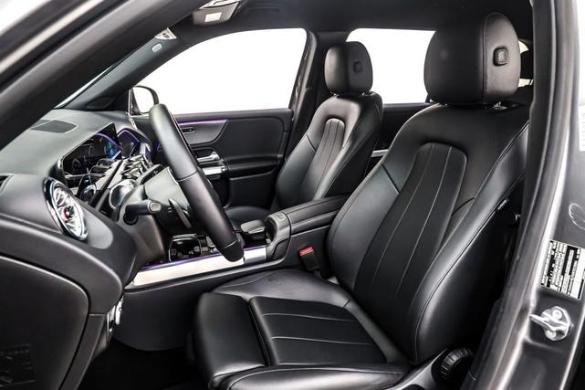 Photo of 2022 Mountain Grey Metallic Mercedes-Benz GLB 250