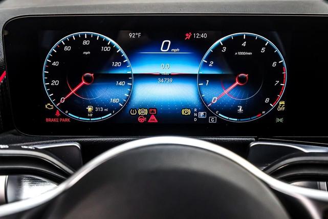 Photo of 2022 Mountain Grey Metallic Mercedes-Benz GLB 250