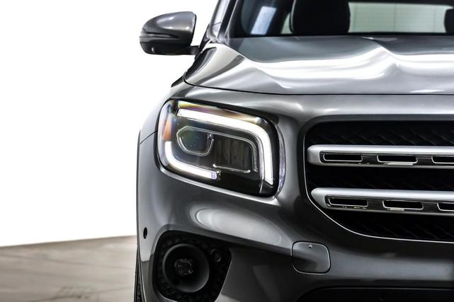 Photo of 2022 Mountain Grey Metallic Mercedes-Benz GLB 250
