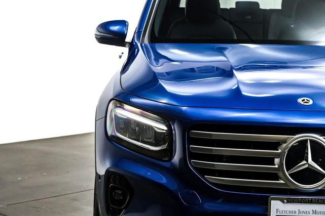 Photo of 2024 Starling Blue Metallic Mercedes-Benz GLB 250