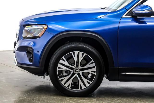 Photo of 2024 Starling Blue Metallic Mercedes-Benz GLB 250