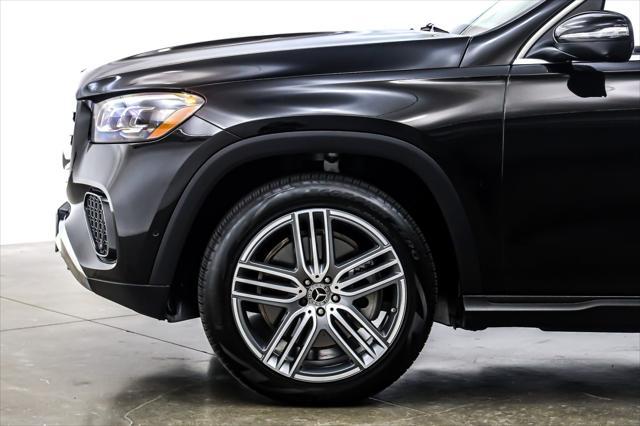 Photo of 2025 Obsidian Black Metallic Mercedes-Benz GLS 450