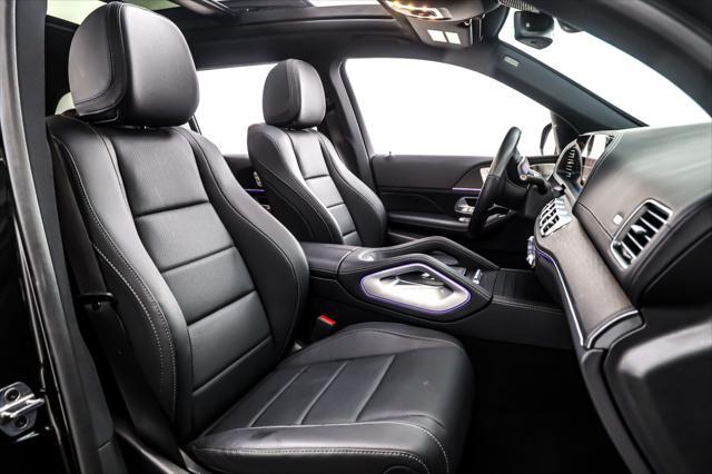 Photo of 2025 Obsidian Black Metallic Mercedes-Benz GLS 450
