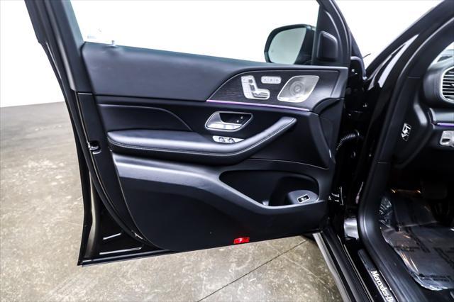 Photo of 2025 Obsidian Black Metallic Mercedes-Benz GLS 450