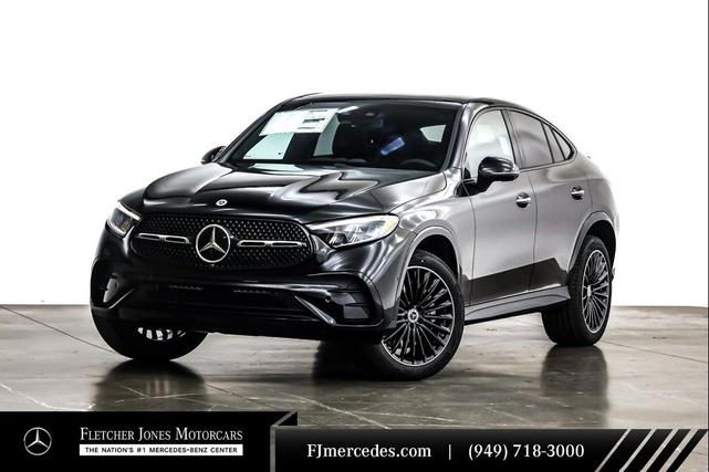 Photo of 2025 Black Mercedes-Benz GLC 300