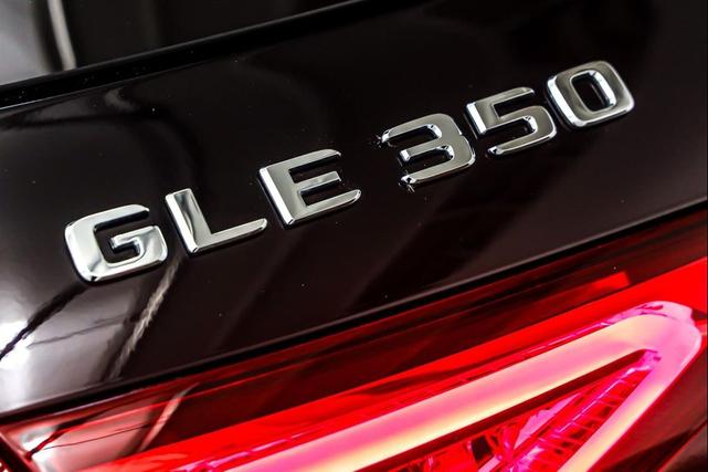 Photo of 2022 Black Mercedes-Benz GLE 350