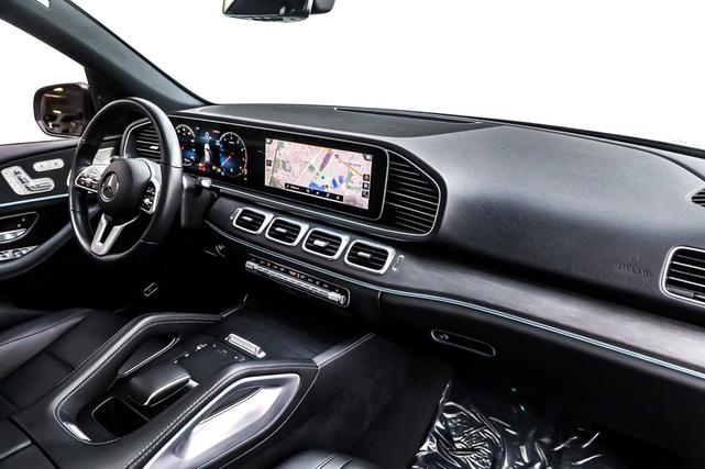 Photo of 2022 Black Mercedes-Benz GLE 350