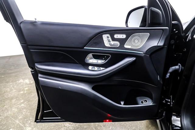 Photo of 2022 Black Mercedes-Benz GLE 350