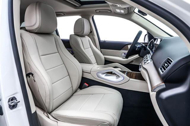 Photo of 2026 Polar White Mercedes-Benz GLE 450e