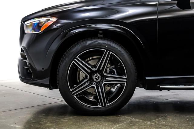 Photo of 2025 Black Mercedes-Benz GLE 450e