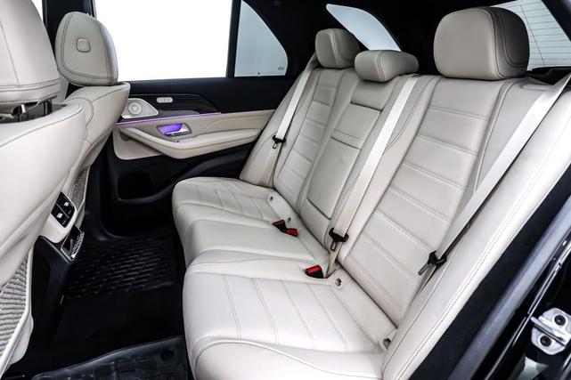 Photo of 2025 Black Mercedes-Benz GLE 450e