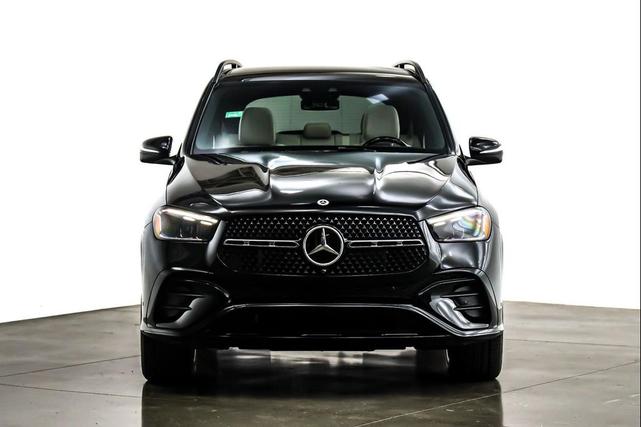 Photo of 2025 Black Mercedes-Benz GLE 450e