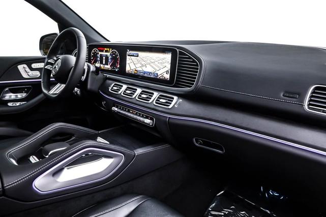 Photo of 2025 Black Mercedes-Benz GLS 450