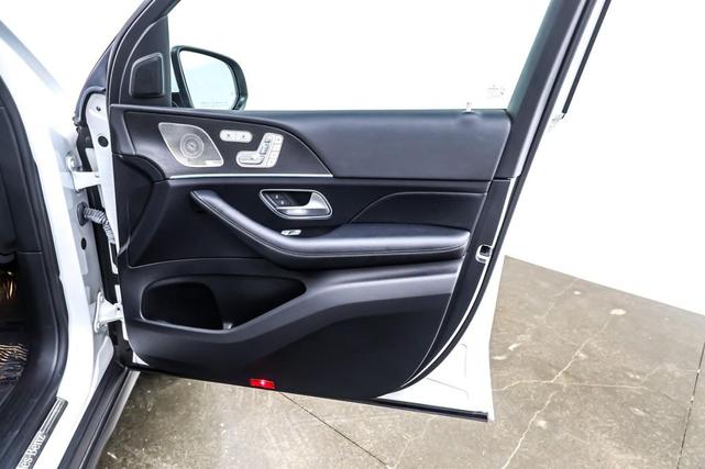 Photo of 2023 Polar White Mercedes-Benz GLS 450