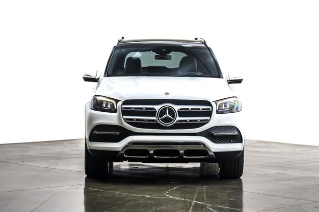 Photo of 2023 Polar White Mercedes-Benz GLS 450