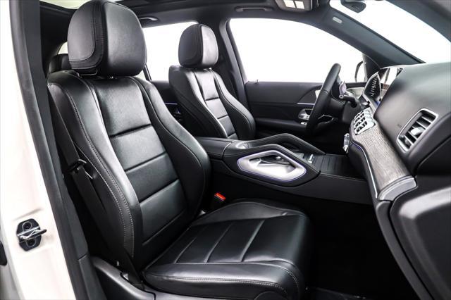 Photo of 2025 Polar White Mercedes-Benz GLE 450e