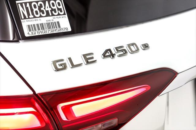 Photo of 2025 Polar White Mercedes-Benz GLE 450e
