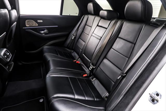 Photo of 2025 Polar White Mercedes-Benz GLE 450e