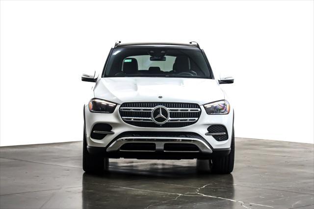 Photo of 2025 Polar White Mercedes-Benz GLE 450e