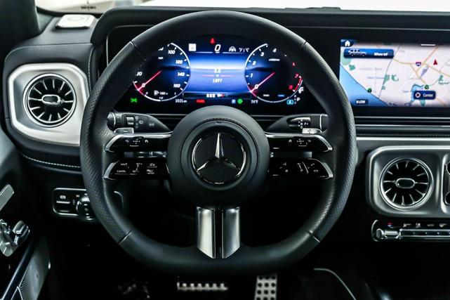 Photo of 2025 MANUFAKTUR Moonlight White Metallic Mercedes-Benz G-Class
