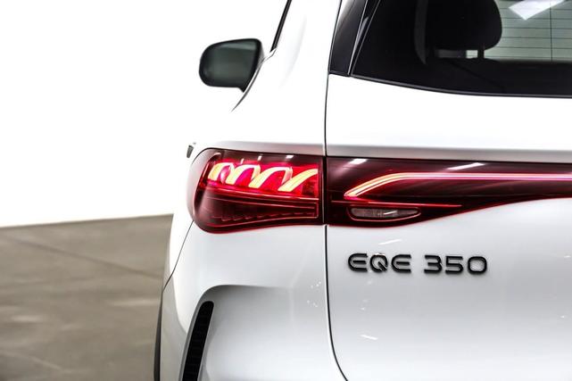 Photo of 2023 Polar White Mercedes-Benz EQE 350