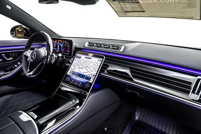 Photo of 2025 Black Mercedes-Benz S-Class