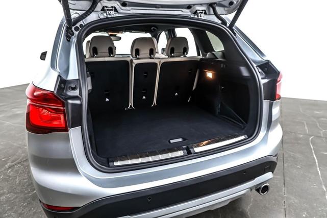 Photo of 2021 Glacier Silver Metallic BMW X1