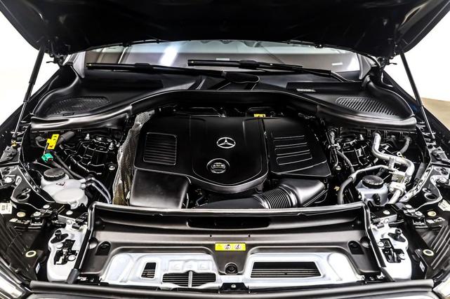 Photo of 2025 Black Mercedes-Benz GLC 350e