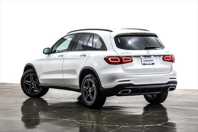 Photo of 2022 Polar White Mercedes-Benz GLC 300