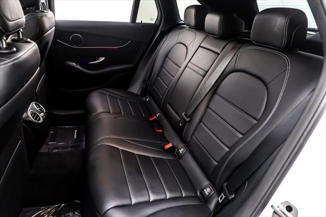 Photo of 2022 Polar White Mercedes-Benz GLC 300