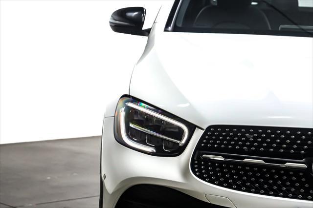 Photo of 2022 Polar White Mercedes-Benz GLC 300