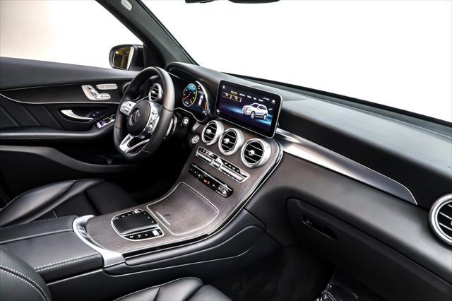 Photo of 2022 Polar White Mercedes-Benz GLC 300