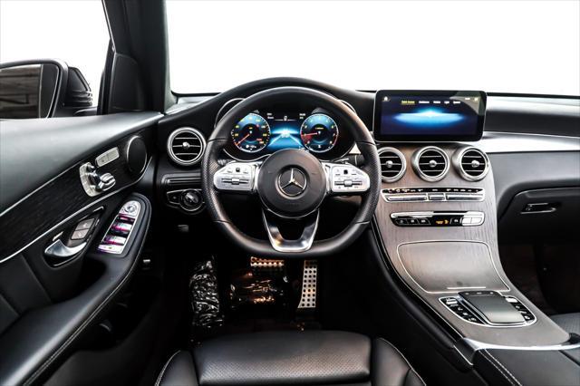Photo of 2022 Polar White Mercedes-Benz GLC 300