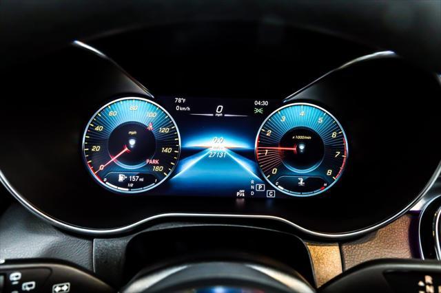 Photo of 2022 Polar White Mercedes-Benz GLC 300