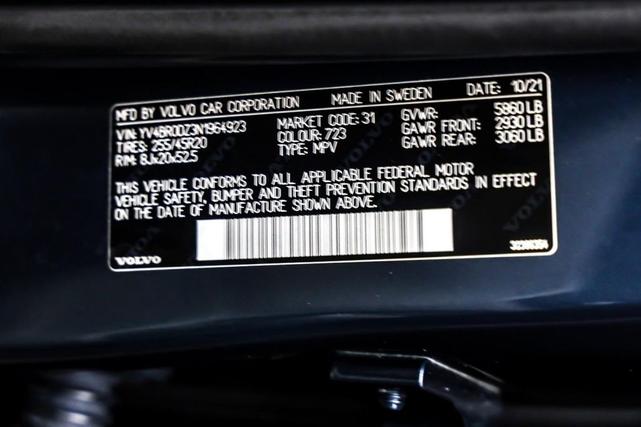 Photo of 2022 Denim Blue Metallic Volvo XC60 Recharge Plug-In Hybrid
