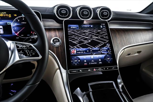 Photo of 2025 Polar White Mercedes-Benz GLC 300