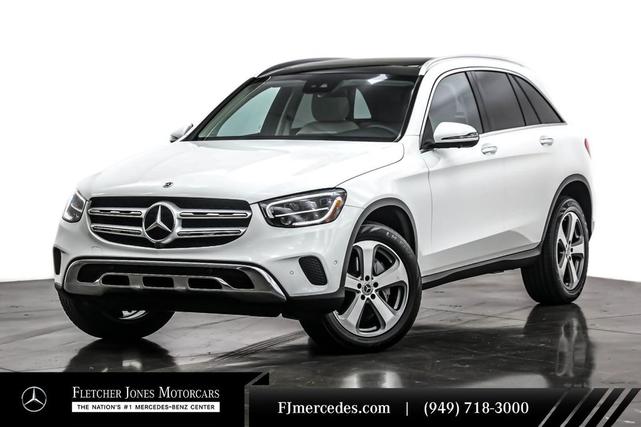 Photo of 2022 Polar White Mercedes-Benz GLC 300