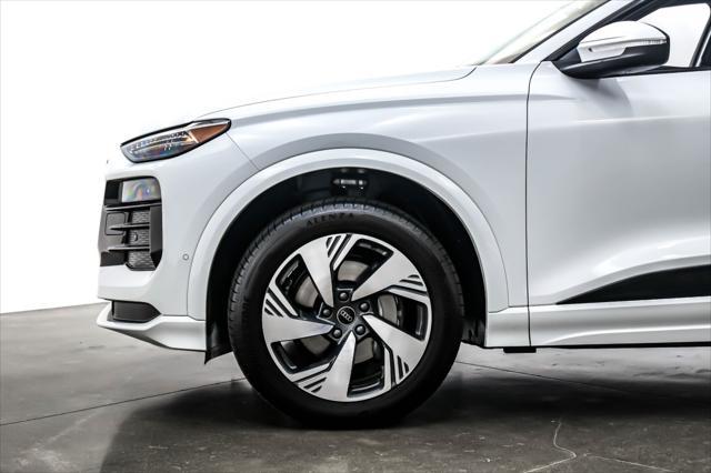 Photo of 2025 Glacier White Metallic Audi Q6 e-tron