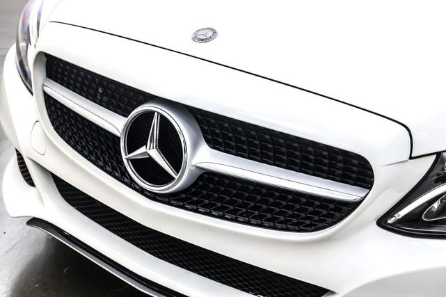 Photo of 2017 Polar White Mercedes-Benz C-Class
