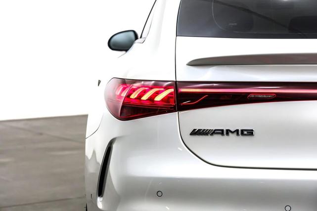 Photo of 2023 MANUFAKTUR Diamond White Mercedes-Benz AMG EQS
