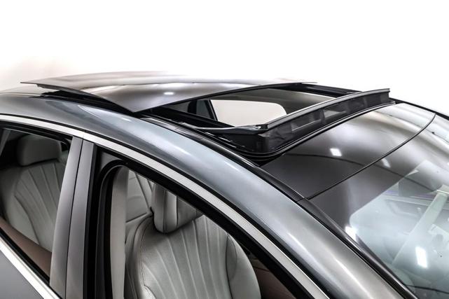 Photo of 2023 Selenite Grey Metallic Mercedes-Benz EQS 450
